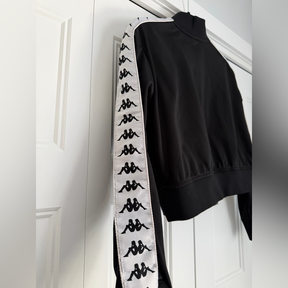 Kappa | Cropped Track Jacket - Picture 3 of 4